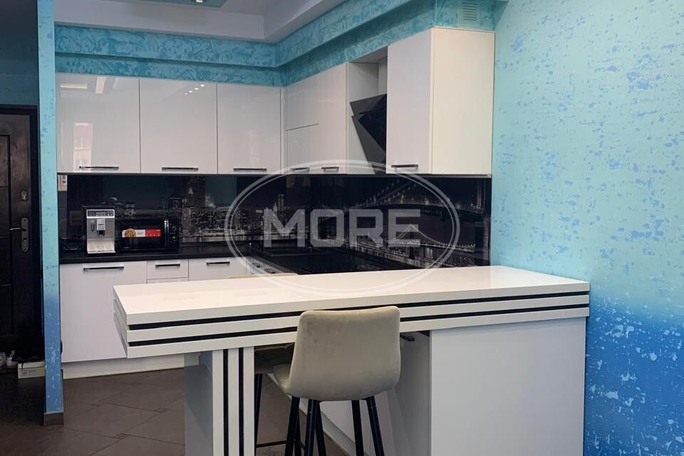Продаётся 1-комнатная квартира, 46.9 м²