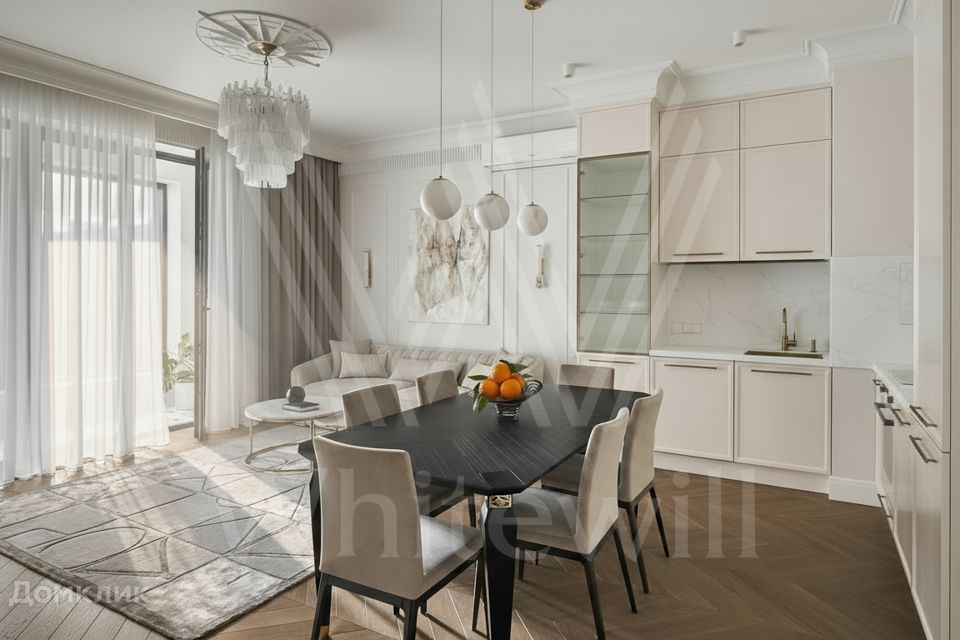 Продаётся 3-комнатная квартира, 102 м²