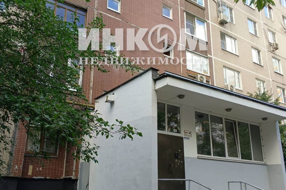 Продаётся 4-комнатная квартира, 75.8 м²