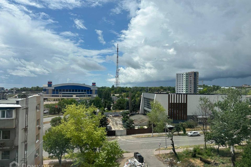 Продаётся 3-комнатная квартира, 126.9 м²