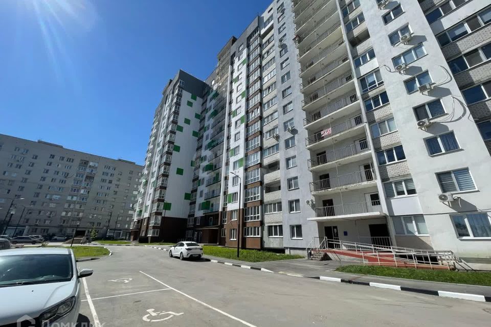 Продаётся 2-комнатная квартира, 63.6 м²