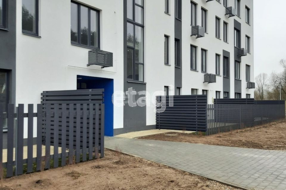 Продаётся 3-комнатная квартира, 92.32 м²