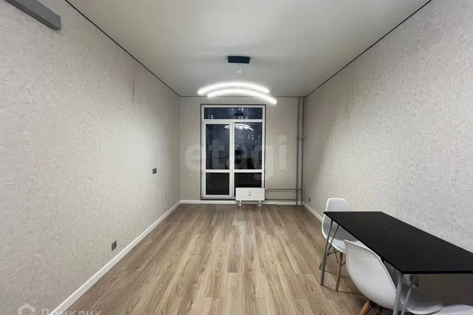 Продаётся 3-комнатная квартира, 52.7 м²