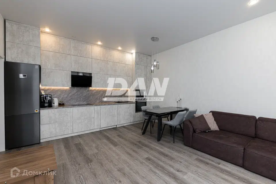Продаётся 1-комнатная квартира, 60.1 м²