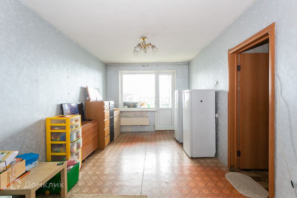 Продаётся 3-комнатная квартира, 57.5 м²