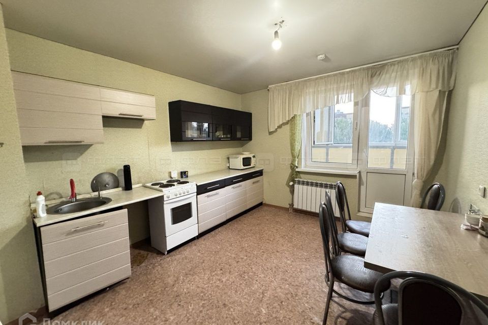 Продаётся 3-комнатная квартира, 82.1 м²