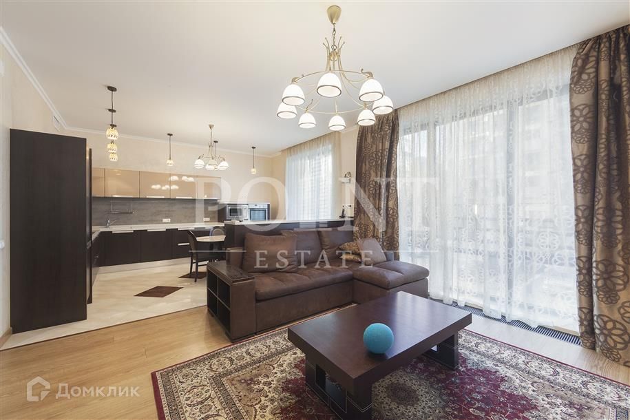 Сдаётся 3-комнатная квартира, 160 м²