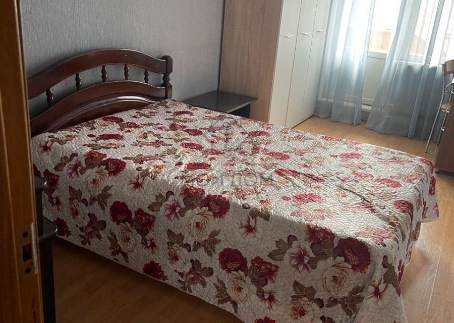 Сдаётся комната в 3-комн. квартире, 15 м²
