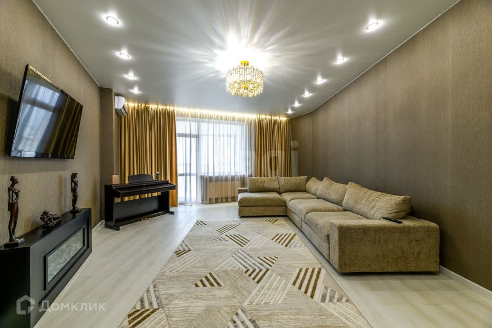 Продаётся 3-комнатная квартира, 116.5 м²