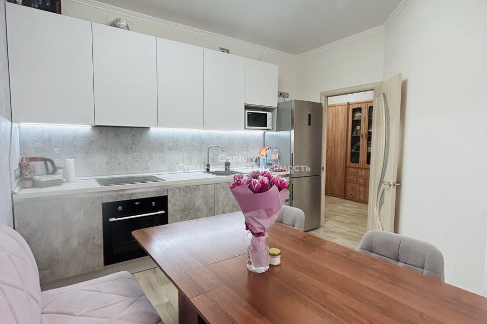 Продаётся 1-комнатная квартира, 50 м²
