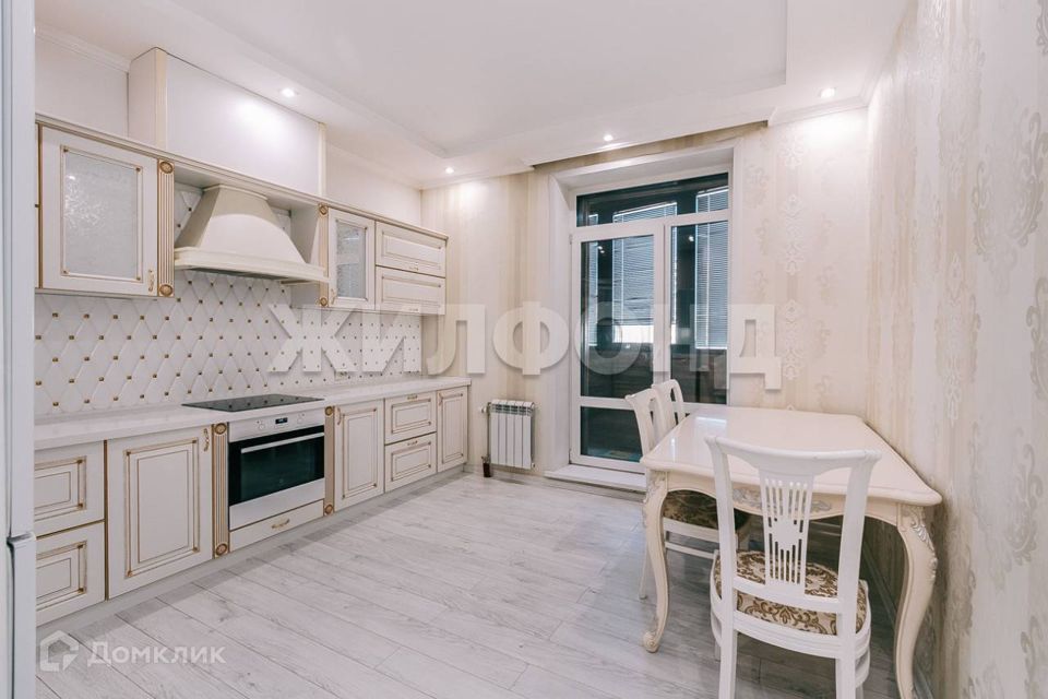 Продаётся 2-комнатная квартира, 74.5 м²