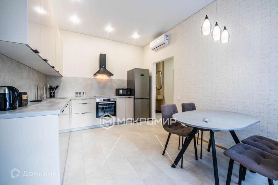 Сдаётся 2-комнатная квартира, 53.7 м²