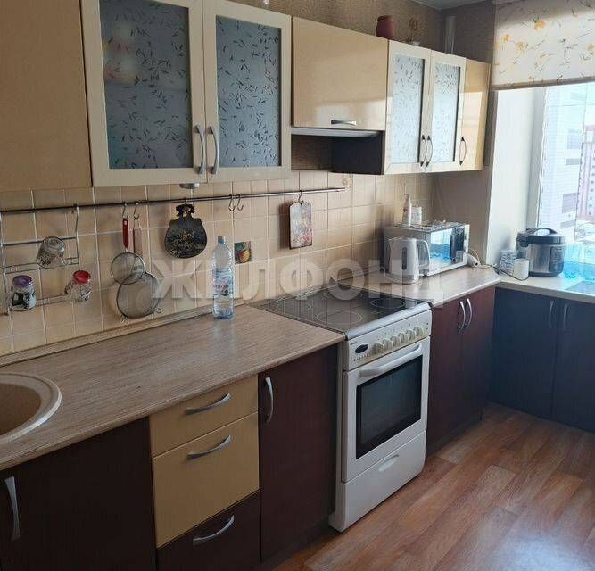 Продаётся 4-комнатная квартира, 74 м²