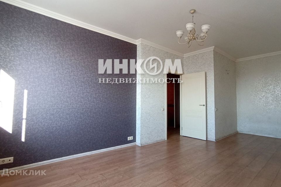 Продаётся 1-комнатная квартира, 42 м²