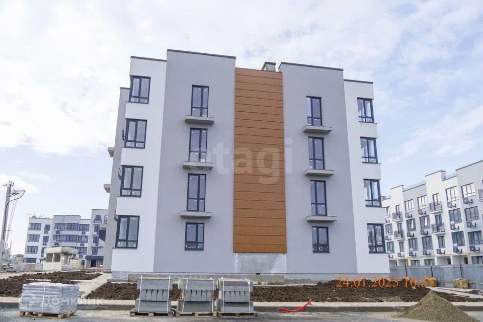 Продаётся 1-комнатная квартира, 43.18 м²
