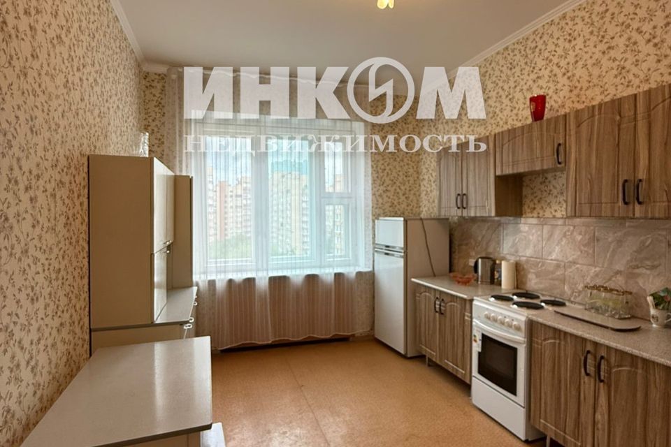 Сдаётся 2-комнатная квартира, 85 м²
