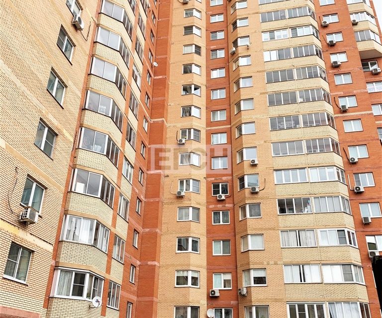 Сдаётся 2-комнатная квартира, 62 м²