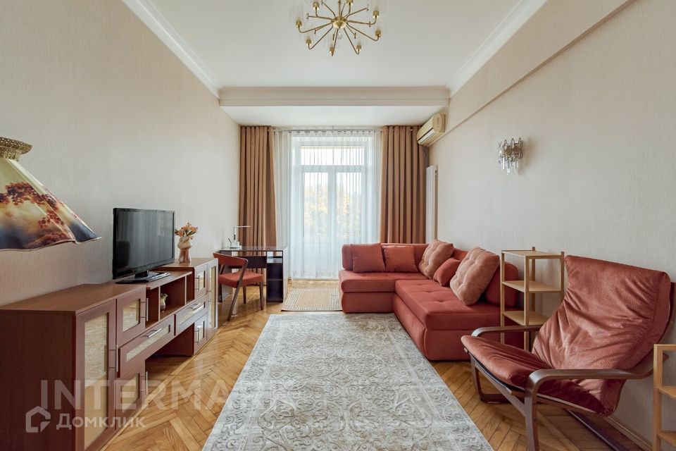 Сдаётся 2-комнатная квартира, 66 м²