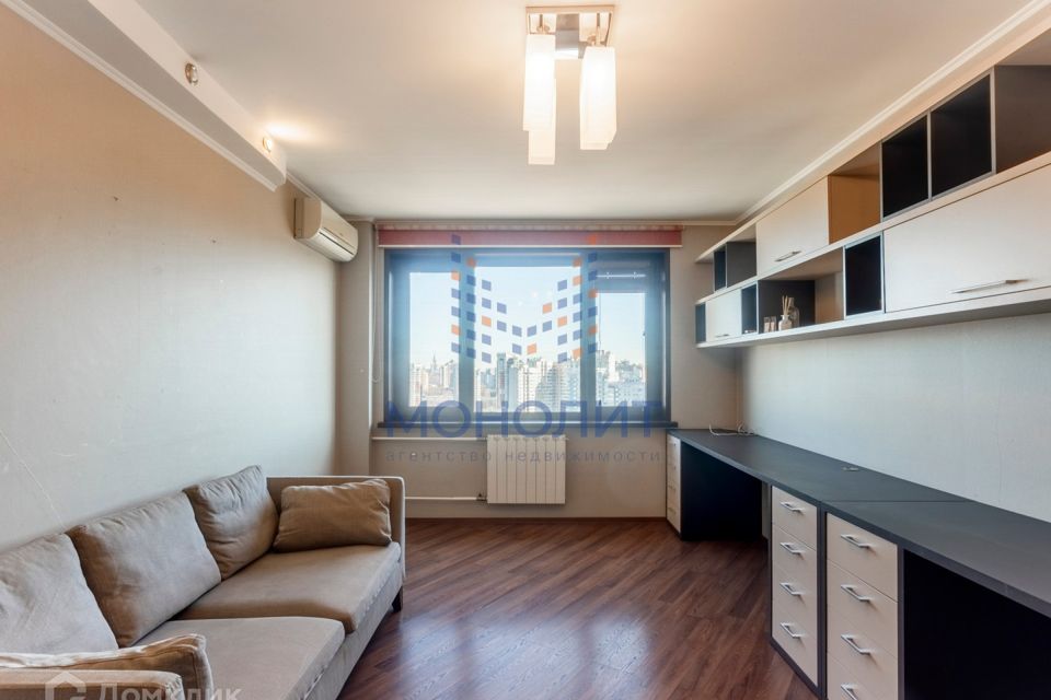 Продаётся 2-комнатная квартира, 69.9 м²