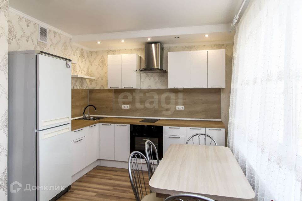 Продаётся 2-комнатная квартира, 60.2 м²