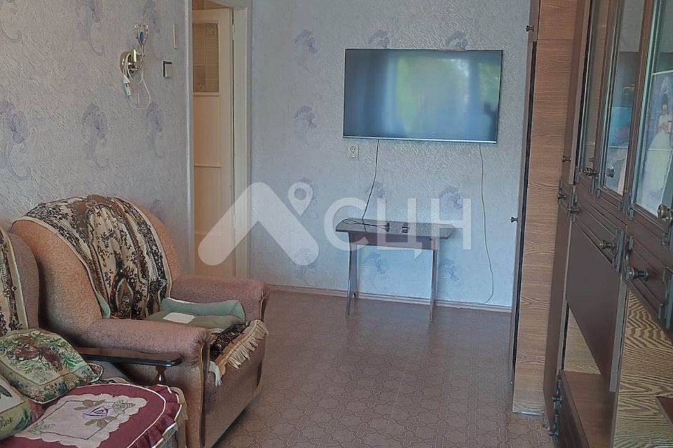 Сдаётся 2-комнатная квартира, 55.8 м²