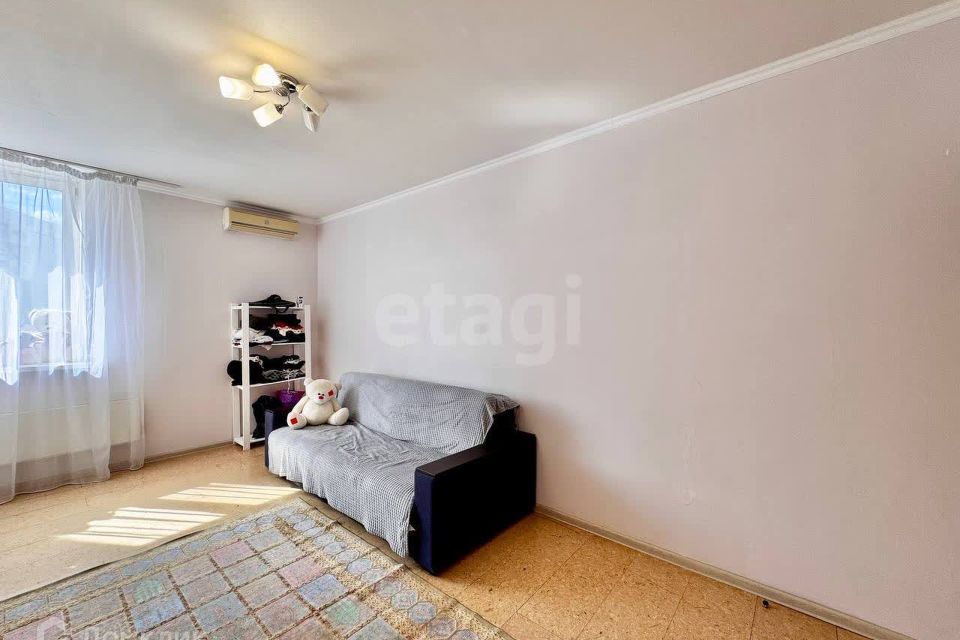 Продаётся 2-комнатная квартира, 56.6 м²