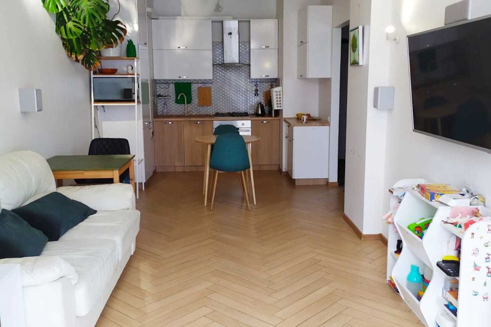 Продаётся 1-комнатная квартира, 50 м²