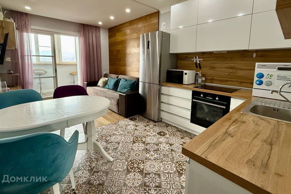 Продаётся 2-комнатная квартира, 62 м²
