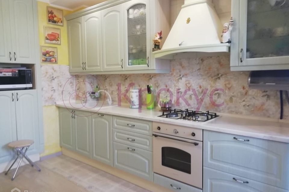 Продаётся 2-комнатная квартира, 70.5 м²