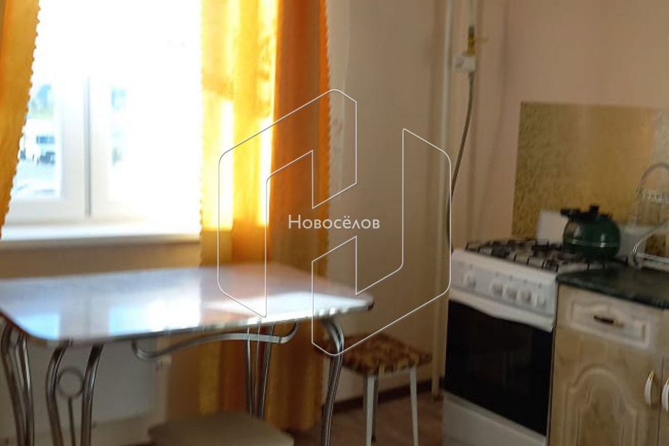 Сдаётся 1-комнатная квартира, 39 м²