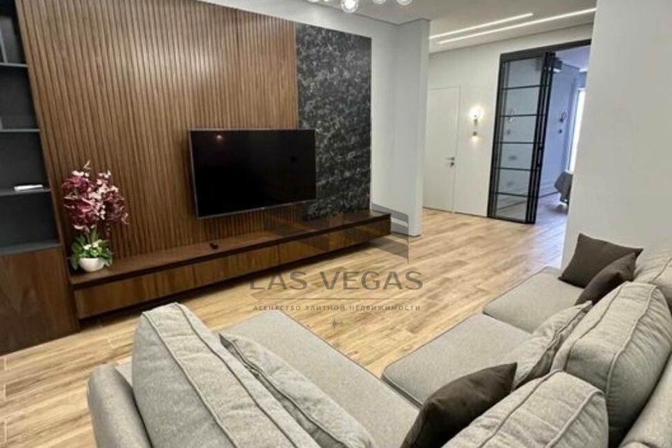 Сдаётся 2-комнатная квартира, 60 м²