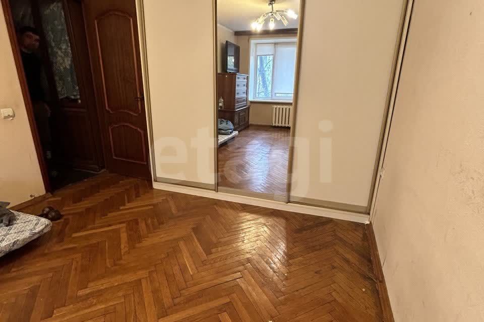 Продаётся 2-комнатная квартира, 42.2 м²