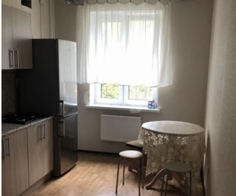 Продаётся 1-комнатная квартира, 42.1 м²