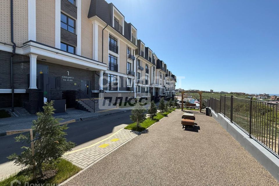 Продаётся 1-комнатная квартира, 41 м²