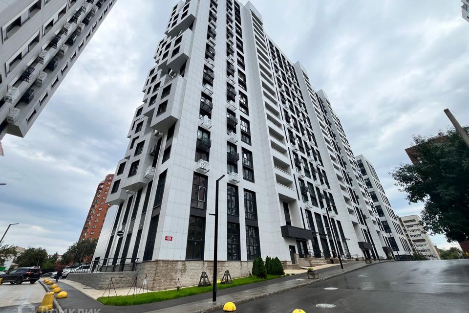 Продаётся 1-комнатная квартира, 47.5 м²