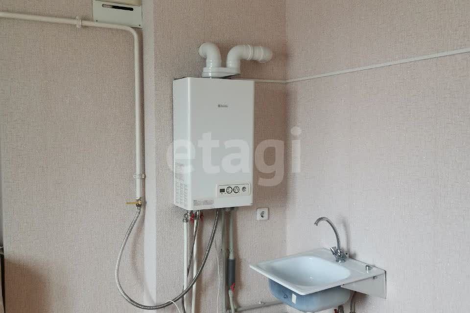 Продаётся 3-комнатная квартира, 90 м²
