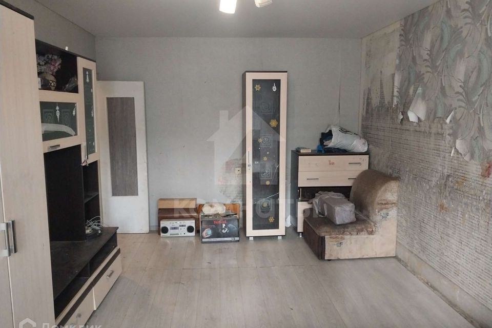 Продаётся 1-комнатная квартира, 39.8 м²