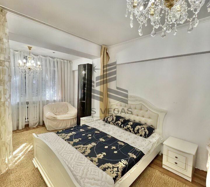 Сдаётся 3-комнатная квартира, 82 м²