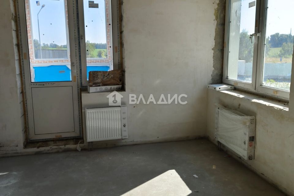 Продаётся 1-комнатная квартира, 43.6 м²