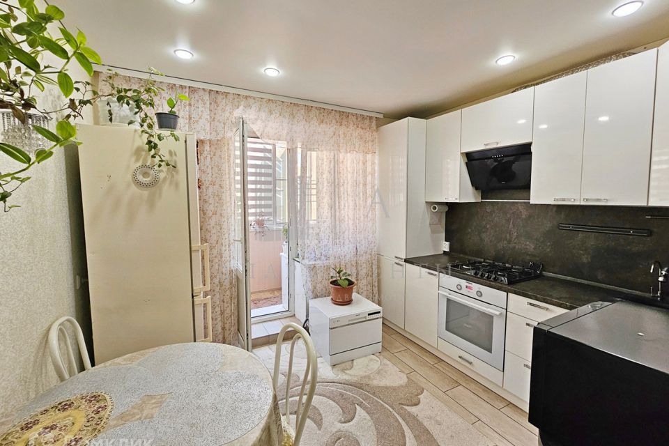 Продаётся 2-комнатная квартира, 53 м²