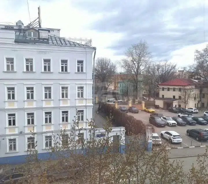 Продаётся 3-комнатная квартира, 60 м²
