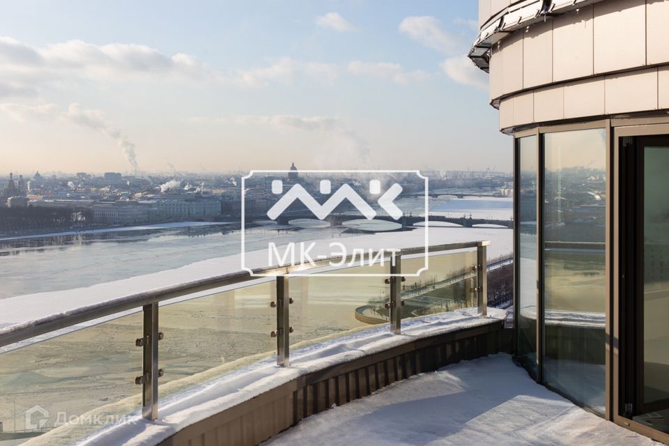 Продаётся 5-комнатная квартира, 310.6 м²