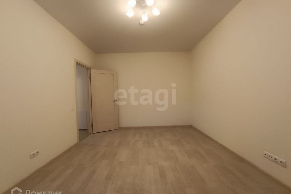 Продаётся 2-комнатная квартира, 57.2 м²