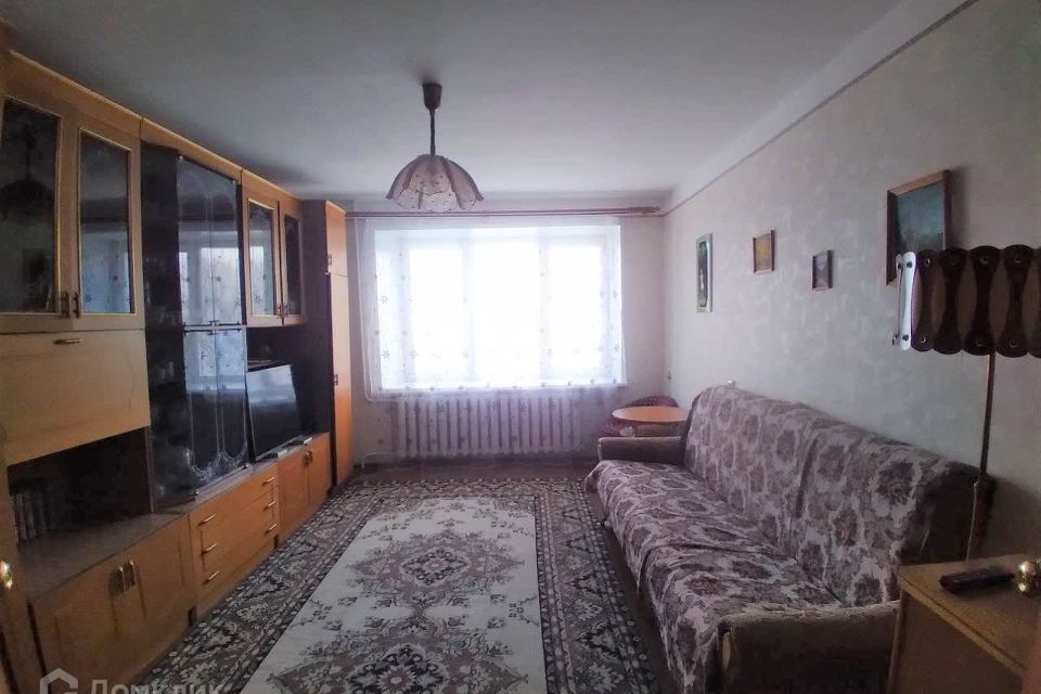 Продаётся 4-комнатная квартира, 82.7 м²