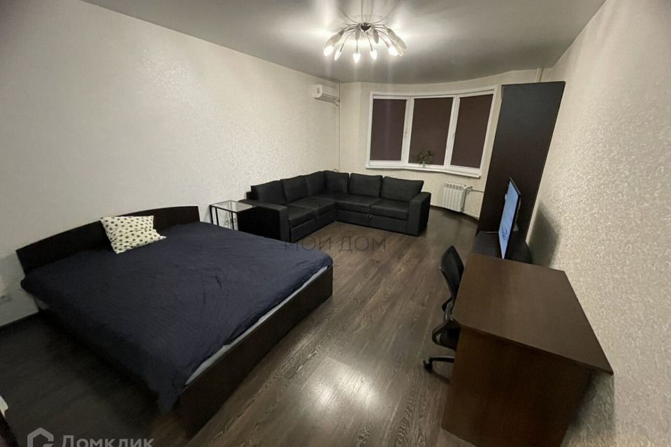 Сдаётся 1-комнатная квартира, 50 м²