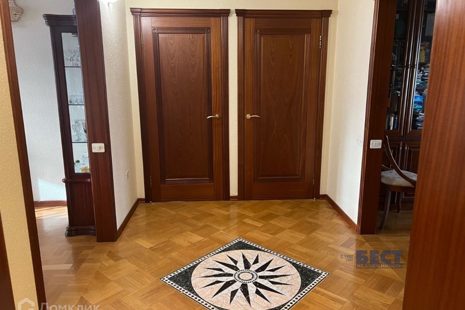 Продаётся 4-комнатная квартира, 91.4 м²