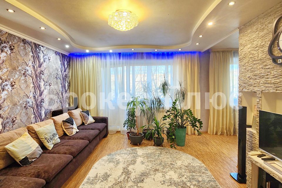 Продаётся 3-комнатная квартира, 64 м²