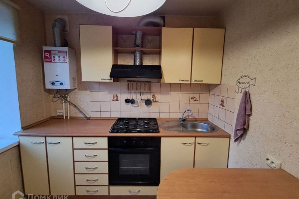 Продаётся 2-комнатная квартира, 42.8 м²