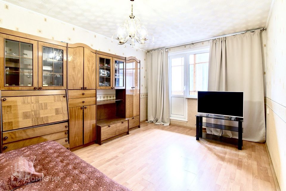 Продаётся 1-комнатная квартира, 38.3 м²