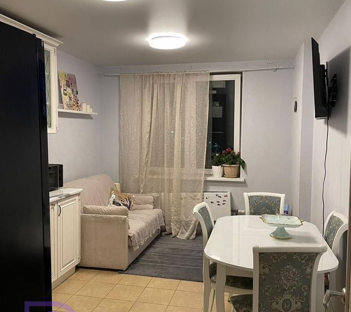 Продаётся 1-комнатная квартира, 42.5 м²